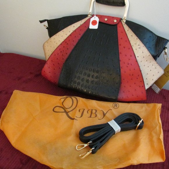 A58-NWT “QJBY” QIAN JIAO BAI YUE Designer Fan Bag with matching Wallet & Dustbag - Picture 4 of 6